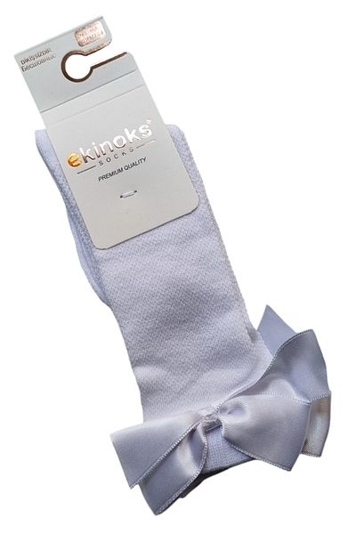 ekinoks socks Памучни чорапи до коляното с панделка в бял цвят за момиче (цената е за един чорап).