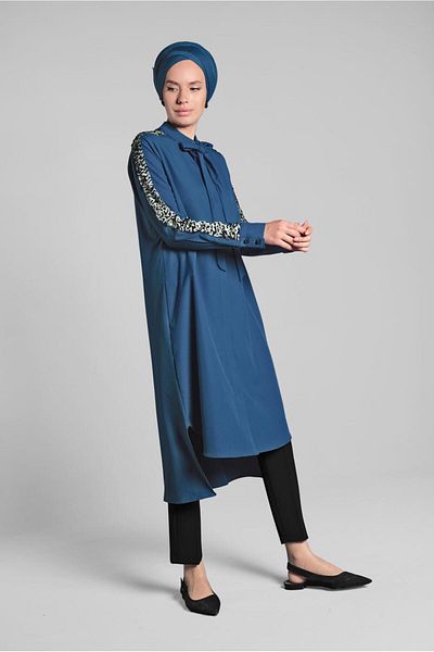 TRENDTESETTÜR Women's Navy Blue (Saks) Sleeves Sequins Tunic 5032