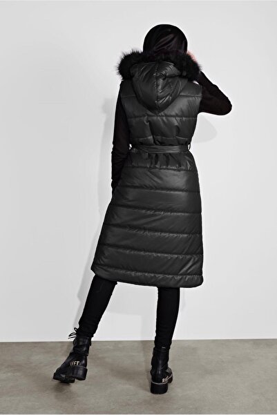 TRENDTESETTÜR Women's Black Hooded Puffer Vest 5687
