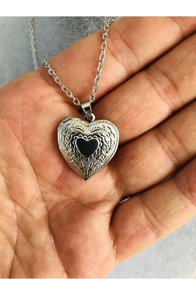 YuChic Kadın Gümüş Renk Kalp Desenli Açılabilir Kapaklı Resimlikli Kalp Kolye