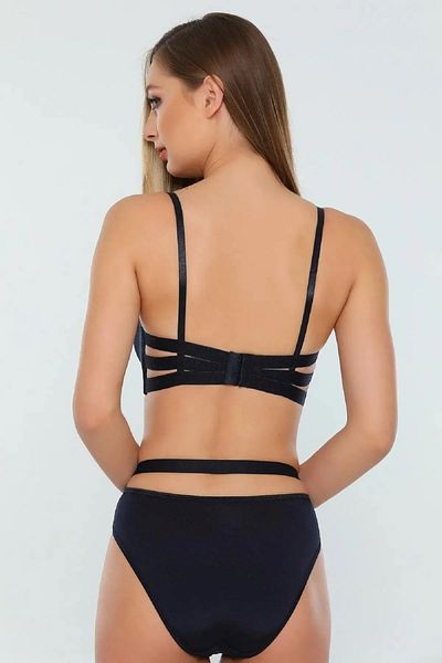 Le Jardin Women's Underwire Unassisted Bra Set