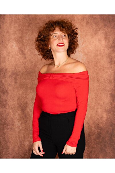 Portakal Esintisi Κόκκινη γυναικεία μπλούζα με λαιμόκοψη με ανοιχτό ώμο
