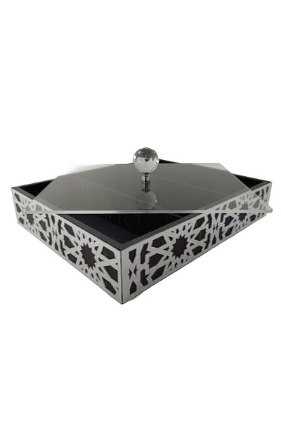şamaksesuar Special Wooden Turkish Delight - Nuts 3 Section Box