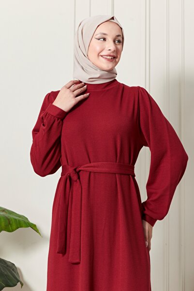 fistan Fitilli Örgü İnce Kadife Kumaş Kemerli Kuşaklı Kışlık Yarım Boğazlı Prenses Kol Tesettür Elbise