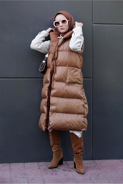 TRENDTESETTÜR Women's Tan Pocket Detailed Hooded Puffer Vest 2222