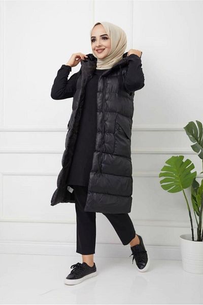 TRENDTESETTÜR Women's Black Pocket Hooded Puffer Vest T 00044