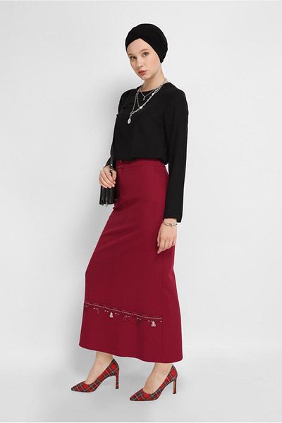 TRENDTESETTÜR WOMEN'S RED EMBROIDERED TASSELED SKIRT 6381