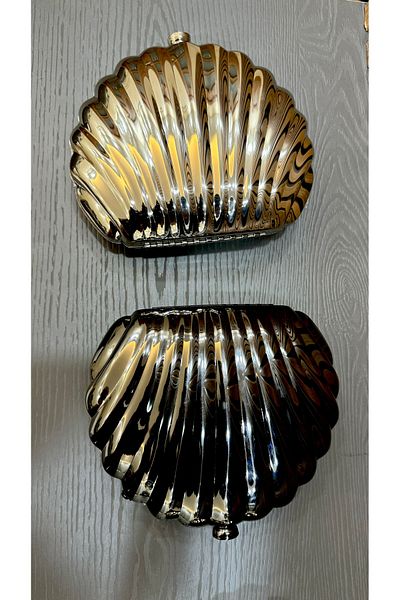 GP GUES POLO Patent Leather Metal Midyé Evening Bag