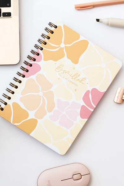 Mutenart Rengin Tarihsiz ve İslami Süresiz Yıllık Planlayıcı