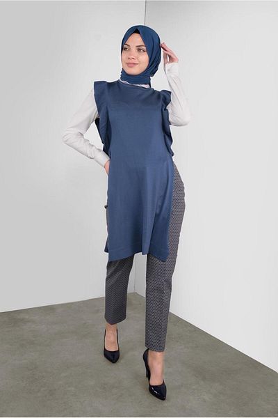 Alvina 41039 Model Sweater