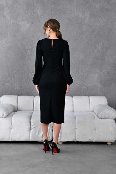 ZISHAN Metal Broş ve Deri Detaylı Sıfır Yaka Uzun Kollu Midi Boy Kadın Elbise 020