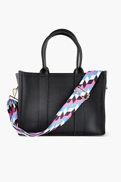 WATCHOFROYAL حقيبة جوليا براند من الجلد الأسود وحقيبة كتف - بحزام عمودي