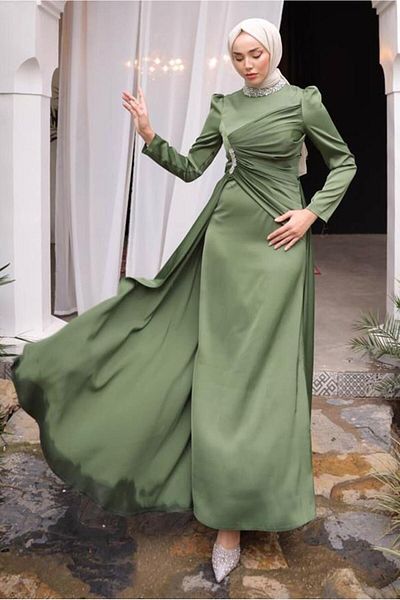 TRENDTESETTÜR فستان سهرة نسائي من الساتان الكاكي مرصع بالأحجار T 7654