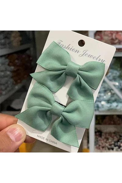 So Much Accesories طقم مشبك على شكل فيونكة من الساتان مكون من قطعتين - كثيرًا