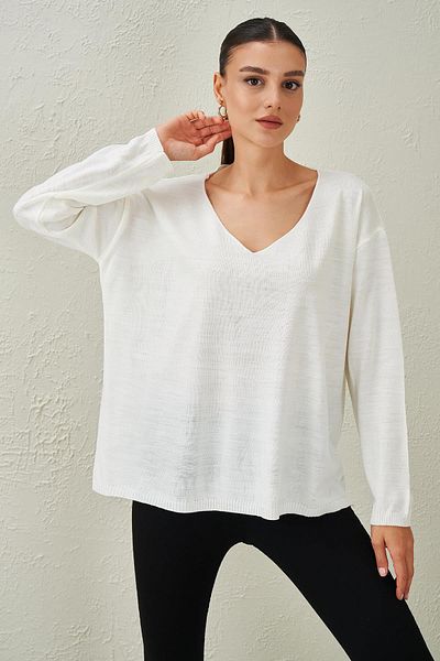 TENA Women's Ecru V-Neck Casual Knitwear Sweater