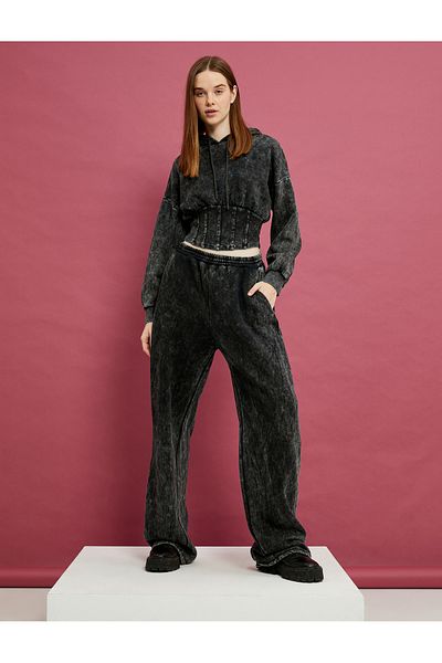 Koton Sweatshirt mit Batikmuster und Rundhalsausschnitt im Korsett-Look
