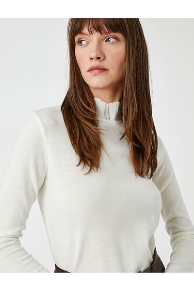 Koton Slim-Fit Cashmere Textured Knitwear Sweater - Collar Detailed