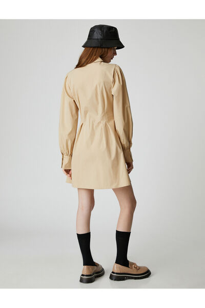 Koton Košilové šaty s řaseným pasem s dlouhým rukávem, bavlněný manžetový límec