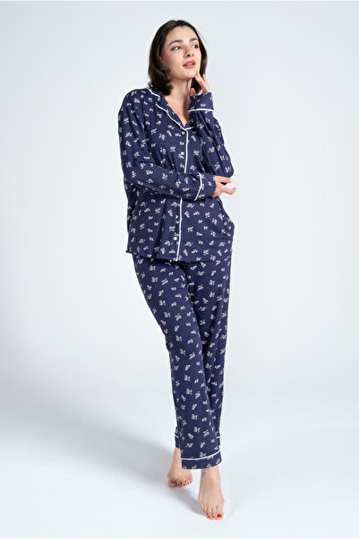 Kyron Kadın Lacivert Çiçek Desenli Uzun Kollu Düğmeli Pijama Takımı - 3 Farklı Renk Seçeneği