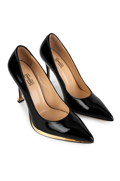 Cengiz Gümüş Siyah Rugan Sivri İnce Platform Ayakkabı