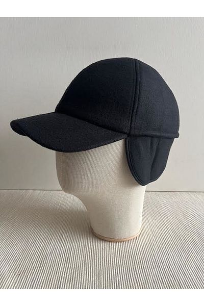 CosmoOutlet Winter Stamp Cloth Men's Black Hat Protecting Ears from Cold