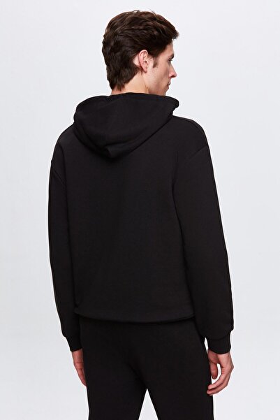 Twn Черен суичър с щампи за спокойна кройка