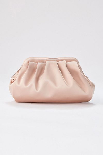 SHUBBAGS Γυναικεία τσάντα Clutch Clutch από σατέν ύφασμα Champagne Color Scholarship
