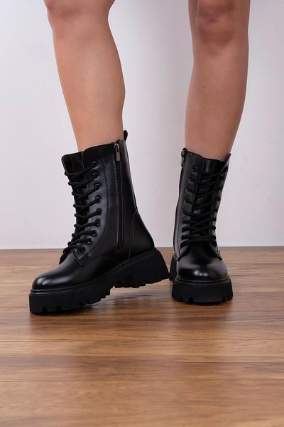 sovrana Black Patent Leather Matte Boots - Lacing Detail
