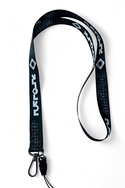 Ulutaş Kurdele Siyah Beyaz Desenli Boyun Telefon Askılığı Yaka İpi