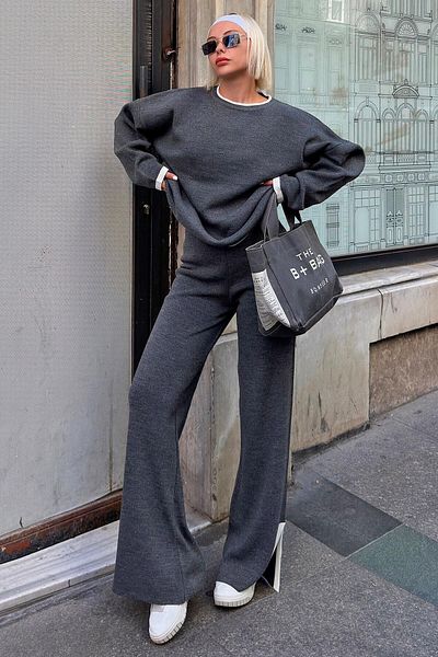 Swist Uma Smoked Striped Oversize pulóver és nadrág szett - hasított részletekkel