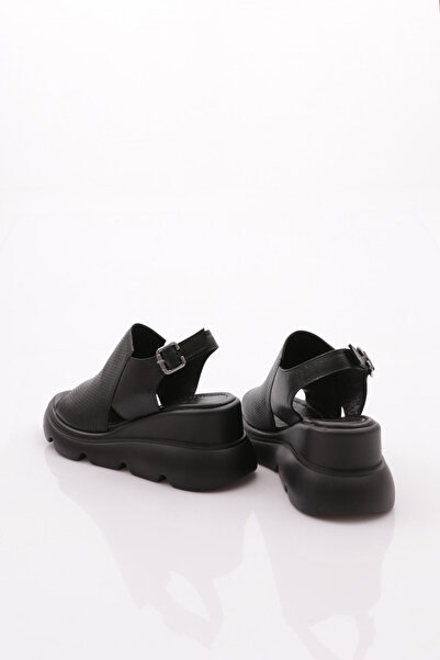 DGN 201-10765 Women's Thick Sole Sandals