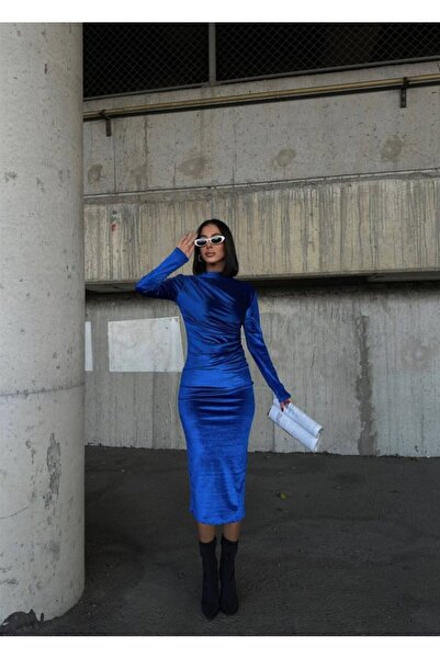 Femella Women Fashion Kadın Uzun Kollu Yarım Balıkçı Yaka Büzgü Detay Kadife Kumaş Kışlık Mavi Yılbaşı Elbise
