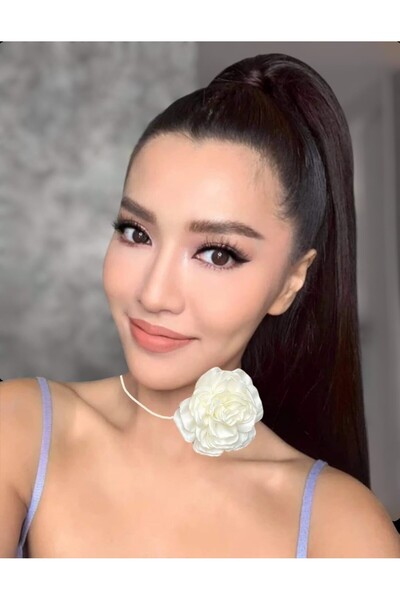 CAXBERN زهرة منقوشة الدانتيل متابعة قلادة المختنق - اسم الورد