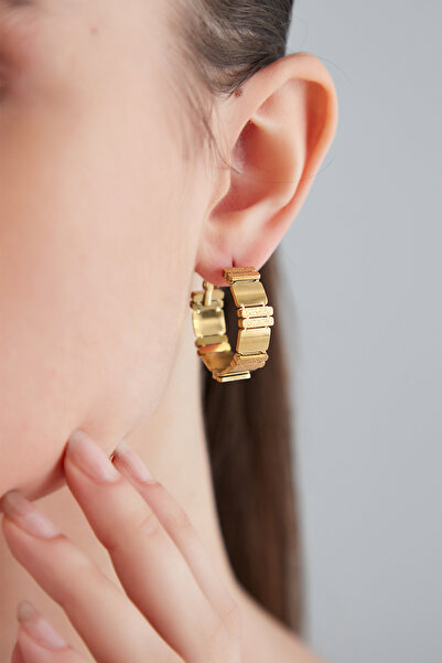 Lina Tia Kadın Kare Halka Burgu Detaylı Altın Kaplama Çelik Halka Abiye Vinta...