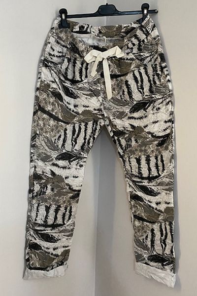 AYASOFYA OTANTIK Women's Italian White Elastic Waist Laced Patterned Lycra Skinny Leg Pants