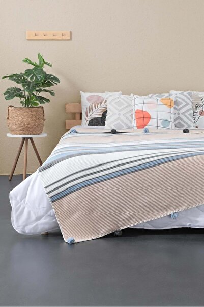 Romans Μπλε κουβέρτα 200x220 εκ. με πομπόν και ειδική τσάντα