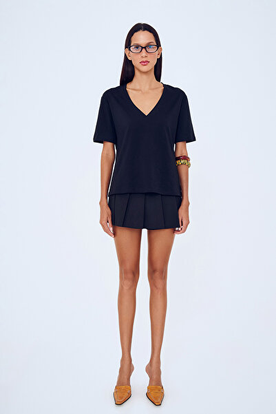 Quzu Μαύρο κοντομάνικο μπλουζάκι με λαιμόκοψη σε V