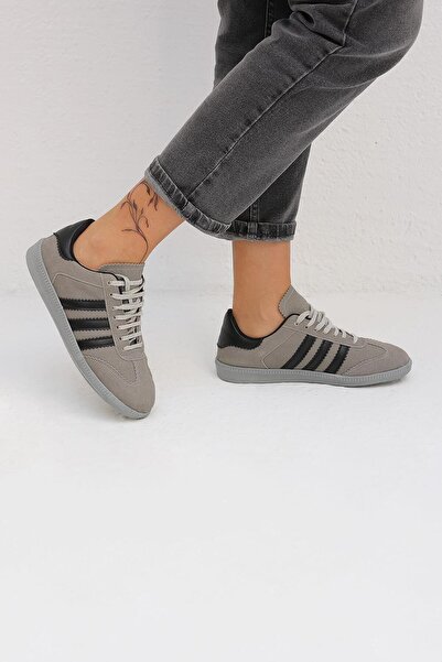 Beyond Xalda 3 Stripes Gray Suede Women's Sneakers - Byndam3B01