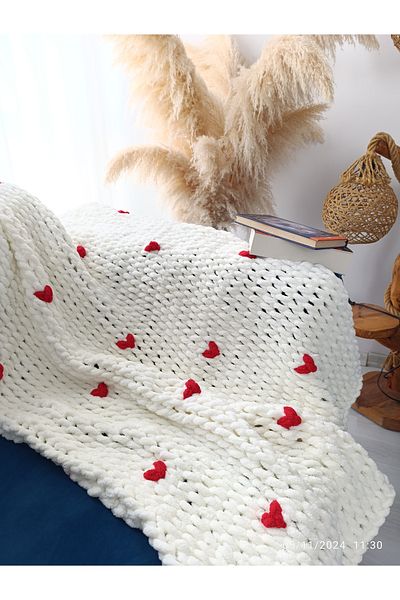 Gogoey Alize Puffy Heart Tv and Fireplace Blanket Sofa Shawl