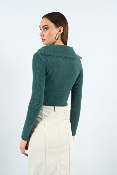 Qu Style Women's Powder Polo Neck Zippered Crop Knitwear Sweater