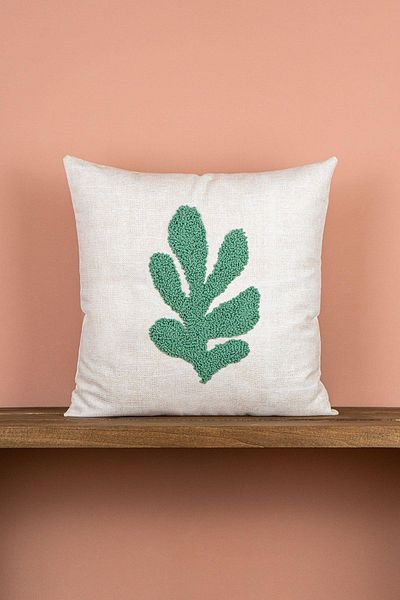 Cango Home Green Leaf Patterned Punch Throw Pillow CGH1361
