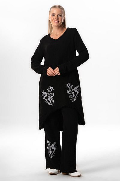 Eliş Şile Bezi Black Embroidered Double Muslin Tunic - Long Sleeve, Sprout V-Neck, Asymmetrical Cut