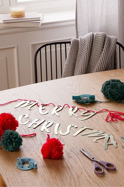 Tchibo Bobble Garland Craft Set, Red/Dark Green