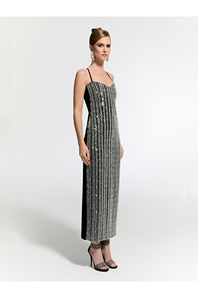 Nur Karaata Alcazar Dress