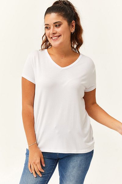 Ebsumu Tricou alb cu decolteu in V - dama, marime mare, maneca scurta
