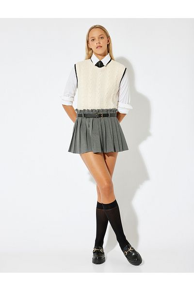 Koton Crew Neck Knitwear Sweater - Knitted Texture, Sleeveless