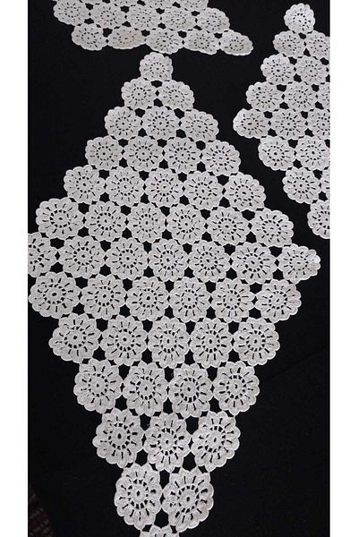 Papatyam 2 Pieces Lace Set - Hand Knitted Crochet (30X18 Cm, 44X25 cm), Vintage/Antique