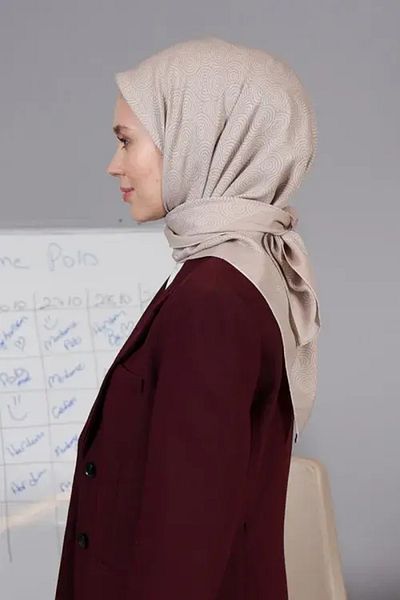 Madame Polo Beige Silky Jacquard Olips Patterned Scarf