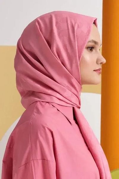 Madame Polo Silky Jacquard Lara Shawl Checker Pattern - Sweet Pink