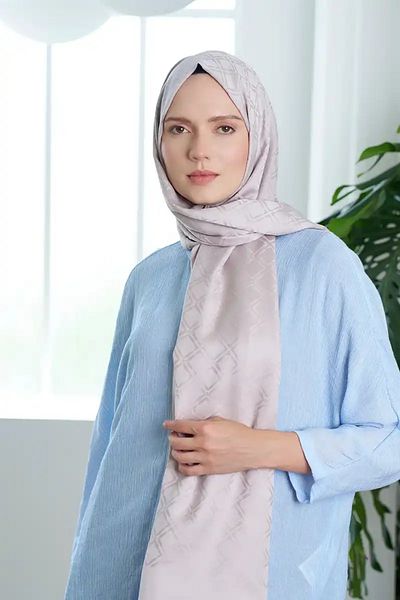 Madame Polo Colecție Timeless cu model pătrat de nurcă